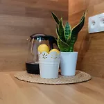 Bory Retreat With Balcony And Parking Space ברטיסלאבה
