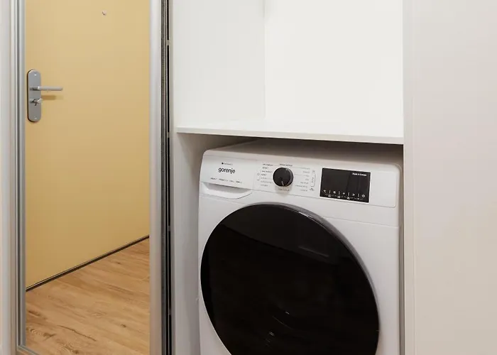 Bory Retreat With Balcony And Parking Space *