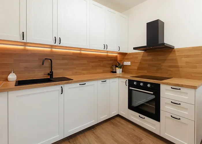 Bory Retreat With Balcony And Parking Space Apartmán Bratislava