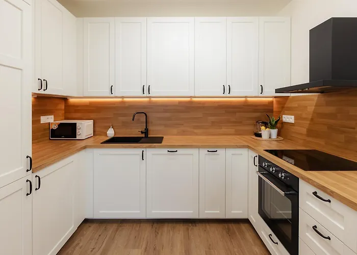 Apartamento Bory Retreat With Balcony And Parking Space