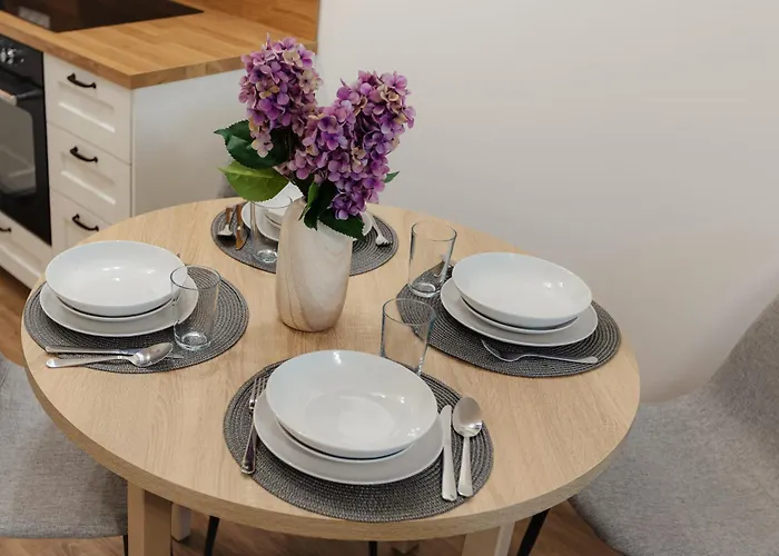 Apartamento Bory Retreat With Balcony And Parking Space Bratislava