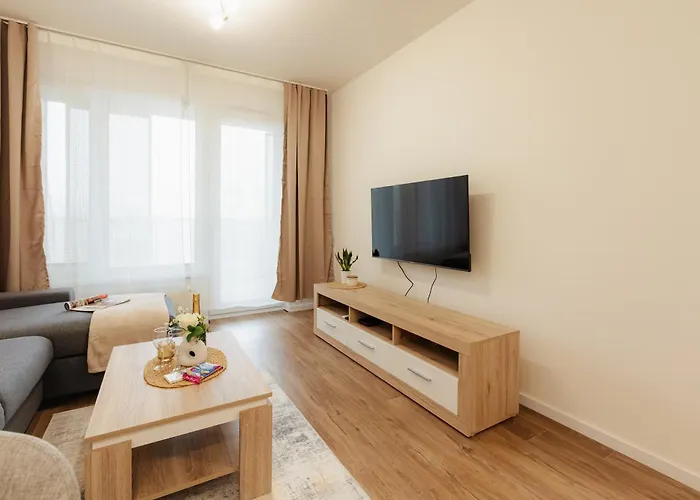 Bory Retreat With Balcony And Parking Space *